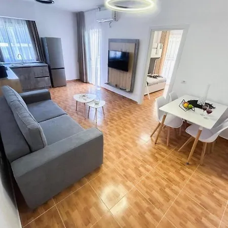 Apartment Comfort Seaside By Adriatic Living Golem (Tirana)